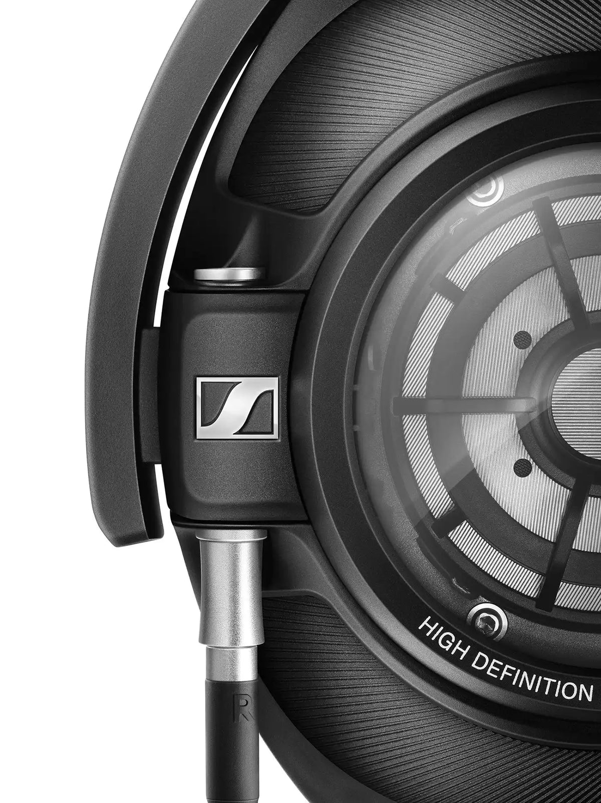 HD 820